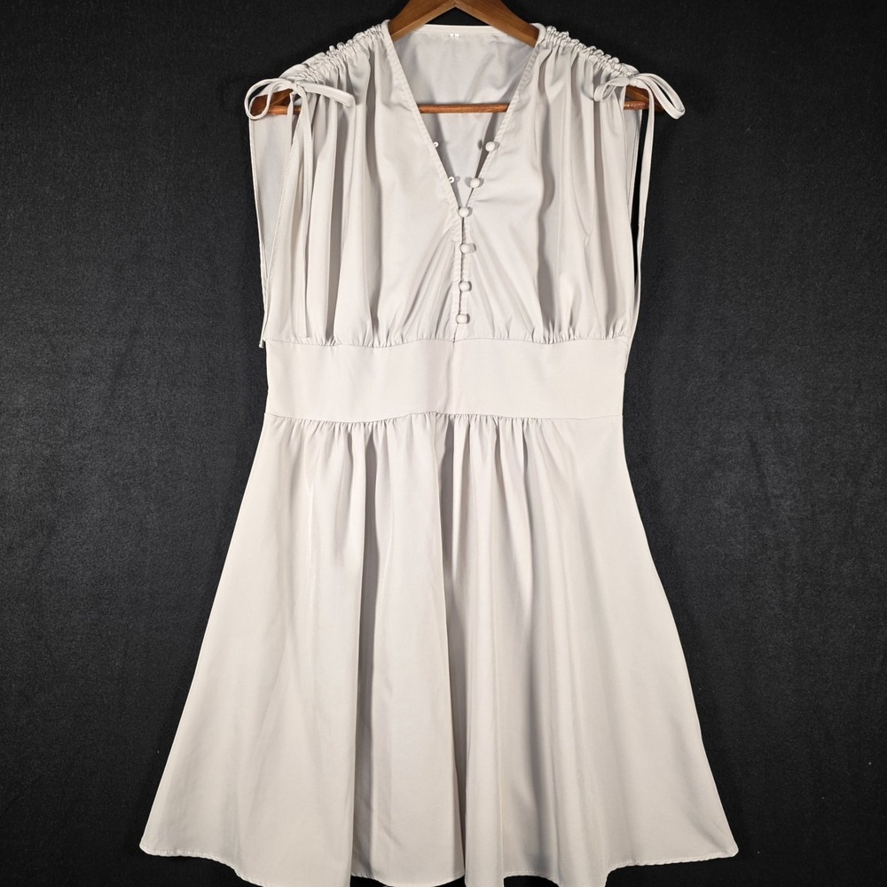 Boutique Smocked‎ Sleeveless V-Neck Sheer Ivory Mini Dress Size L